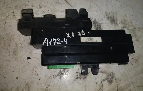 Volvo S80 Electric window control switch 8622039 A1724