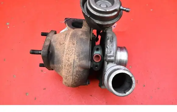 Volvo S60 Turbo system vacuum part 8689592