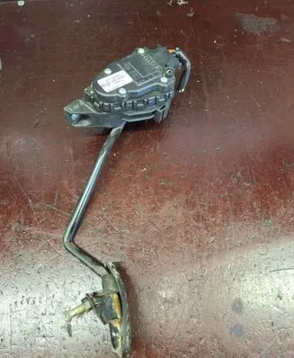 Peugeot Boxer Accelerator throttle pedal 6PV00824500 1326536080