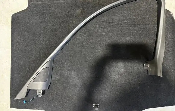 BMW 3 F30 F35 F31 Other front door trim element 7259384 08246000 9220750
