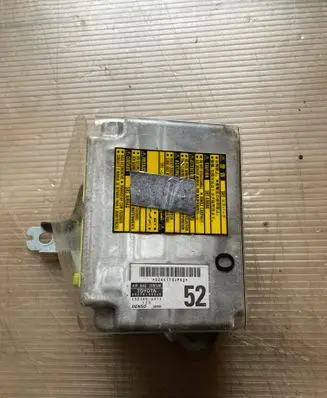 Lexus RX 330 - 350 - 400H Airbag control unit/module 8917048010 0264110JP02 1523006411
