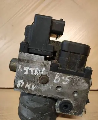 Volkswagen PASSAT B5 ABS Pump