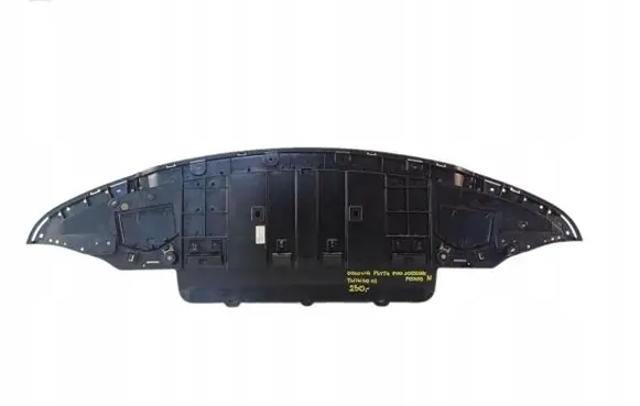 Renault Twingo III Front bumper skid plate/under tray 622355796R