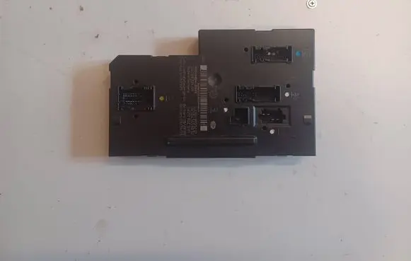 Mercedes-Benz C W204 SAM control unit A2049005201