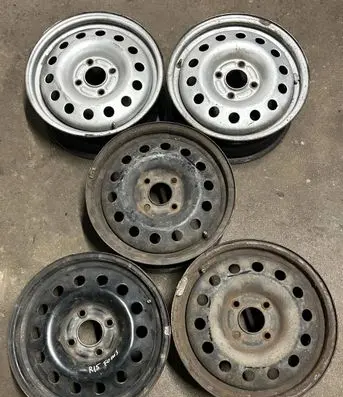 Ford Focus R15 steel rim 2150812