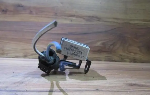 Coolant fan relay