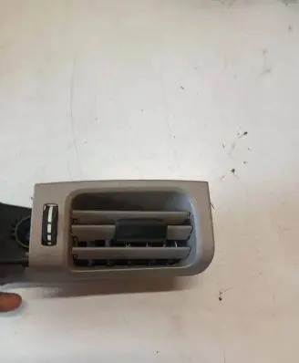 Volvo XC60 Dashboard side air vent grill/cover trim 30671770