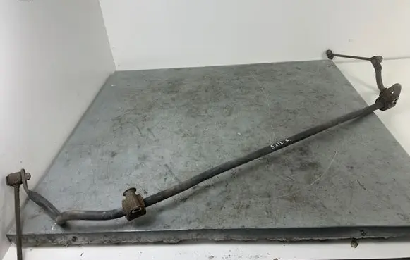 Mercedes-Benz E W212 Front anti-roll bar/sway bar A2123261465