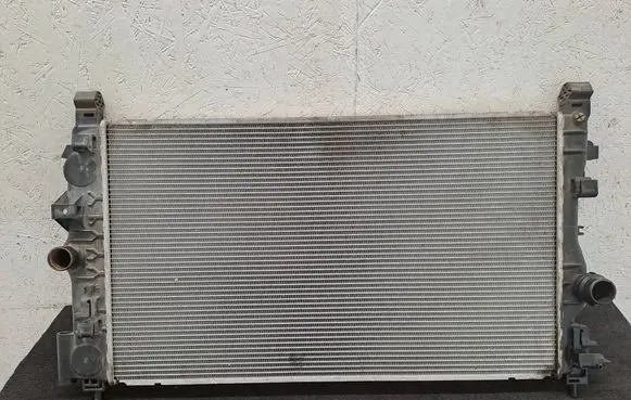 Opel Zafira C Coolant radiator 13312812