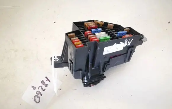 Skoda Octavia Mk2 (1Z) Fuse box set