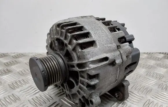 Audi Q5 SQ5 Generator/alternator 03G903016F