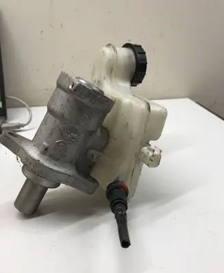 Volvo C30 Master brake cylinder 03350886421