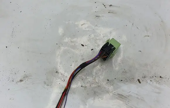 BMW 5 E60 E61 Other relay 61368373700