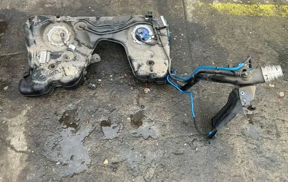 Audi TT TTS RS Mk3 8S Fuel tank 8S0201021CS