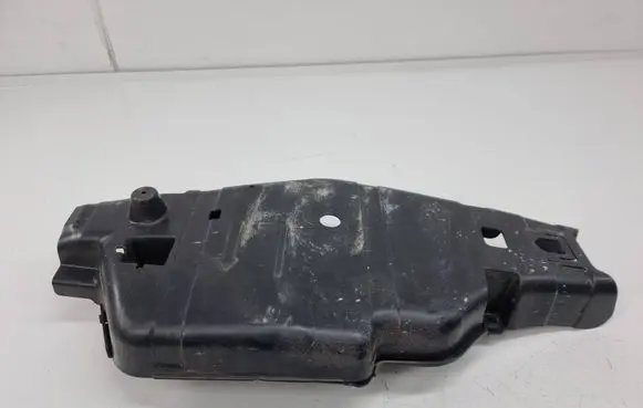 Rear underbody cover/under tray
