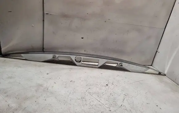 Mercedes-Benz CLS C219 Trunk door license plate light bar A2197580002
