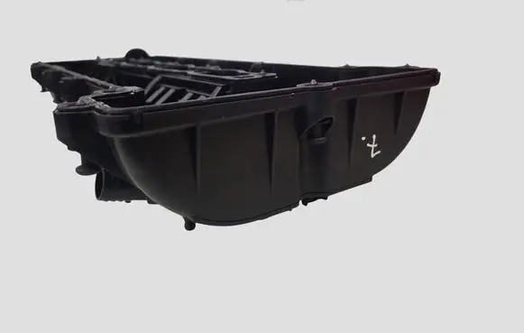 Mercedes-Benz A W176 Rocker cam cover A6510109018