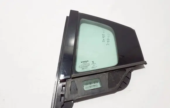 Volvo S60 Rear vent window glass 31442964