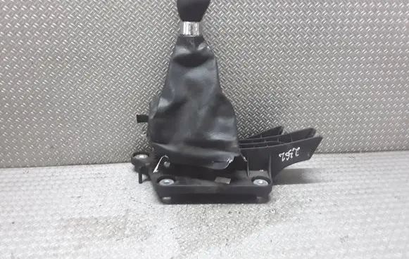 Mazda 3 I Gear shifter/selector