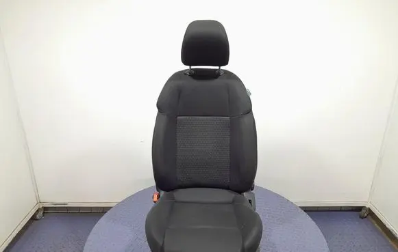 Alfa Romeo Giulietta Front driver seat