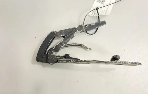 BMW 7 E38 Engine bonnet/hood hinges 1234567