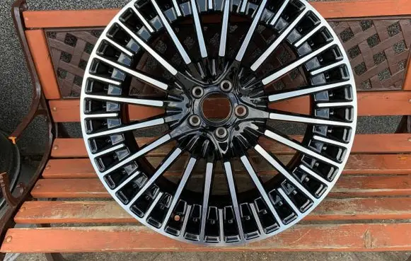 Mercedes-Benz EQS V297 R21 alloy rim 
