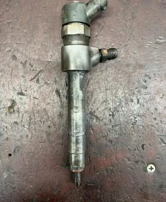 Fuel injector