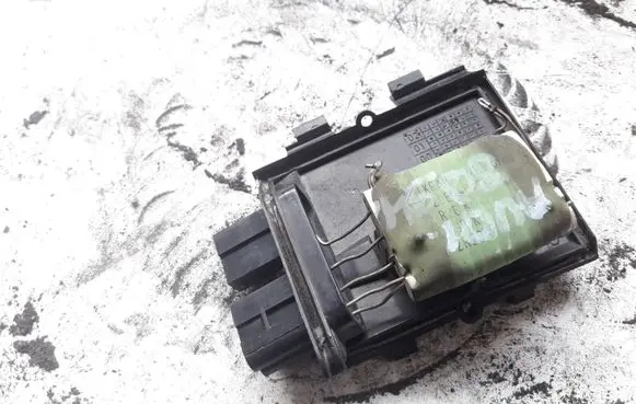Audi 80 90 S2 B4 Heater blower fan relay 893959263