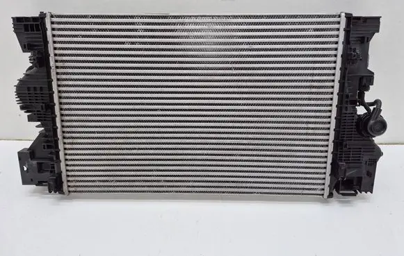 Mercedes-Benz GLB x247 Coolant radiator A475006200