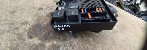 Jaguar XJ X351 Fuse box set AW9314A073AC