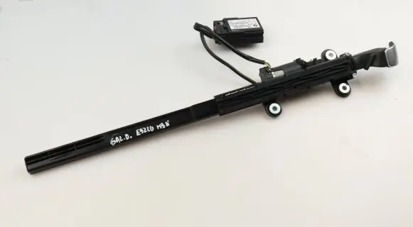 BMW 3 E92 E93 Seat belt height adjuster 9165380 9216128
