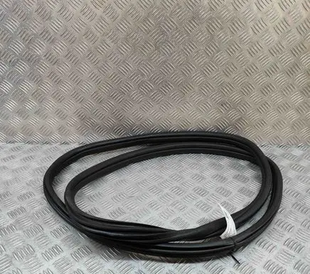 Rubber seal rear door