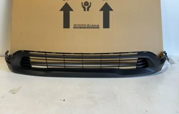 Toyota Prius xw60 Front bumper lip 5311247370