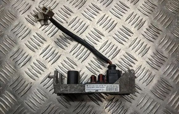 Audi A8 S8 D3 4E Heater blower motor/fan resistor 4E0820521B 2468104354 4E0910521