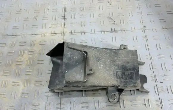 BMW 5 F10 F11 Brake cooling air channel/duct 7200797 22793115