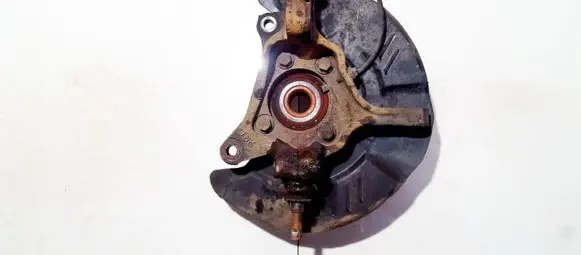 Subaru Outback Front wheel hub
