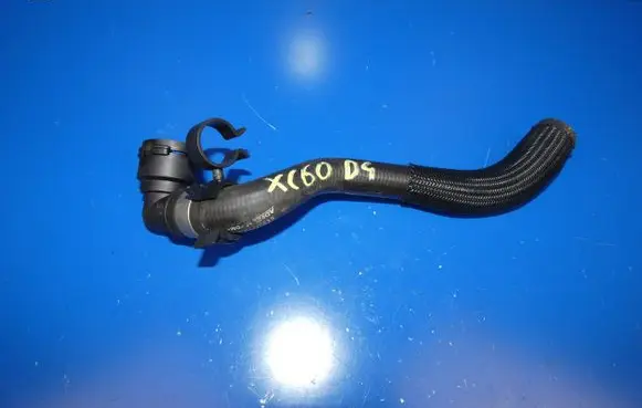 Volvo XC60 Engine coolant pipe/hose 31319998