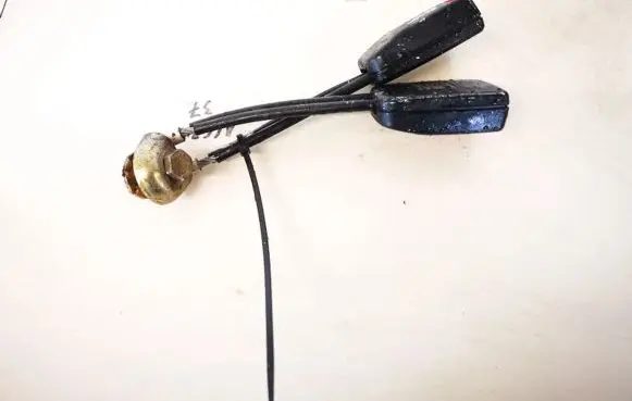 Seat Ibiza II (6k) Middle seatbelt buckle (rear) 867857739
