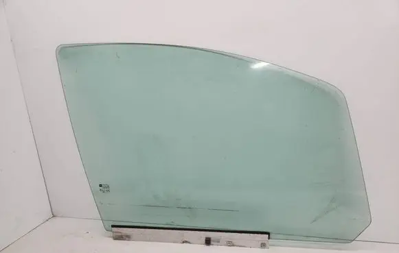 Renault Laguna II Front door window glass four-door AS2M3240DOT682 E000199 43R001582