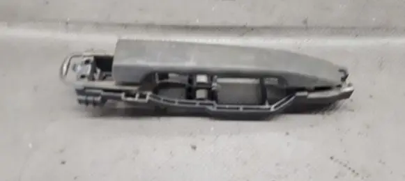Mercedes-Benz C W202 Front door exterior handle