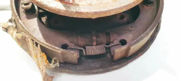 Chevrolet Captiva Handbrake/parking brake pads 