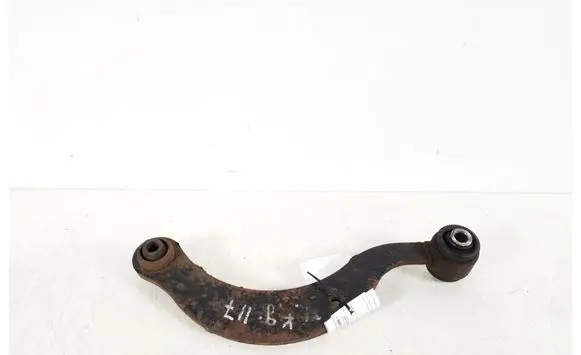 Toyota Auris 150 Rear control arm 48770-12010