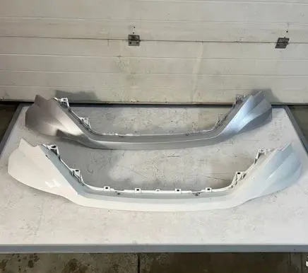 Iveco Daily 6th gen Front grill 5802324877 5802324879