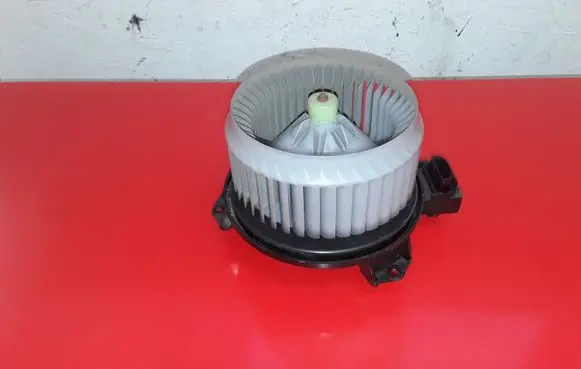 Toyota Verso-S Heater fan/blower 1280 8N29