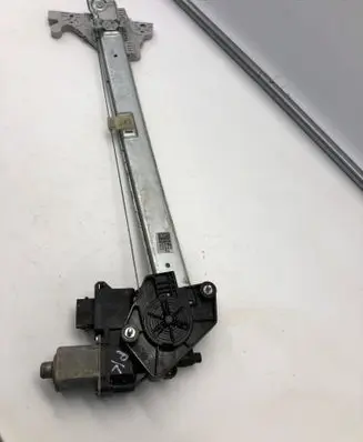 Hyundai Kona II Front door window regulator with motor 82401be010