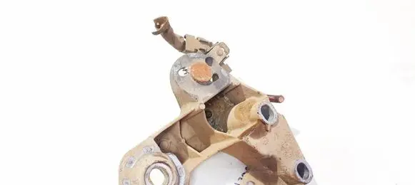 Audi A6 S6 C5 4B Engine mounting bracket 4b0199352d