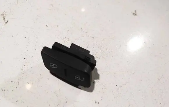 Volkswagen Golf V Central locking switch button 