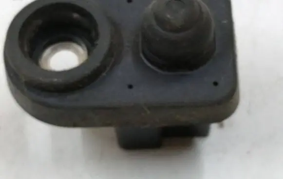 Nissan Pulsar Rear door sensor CS301 4D2B