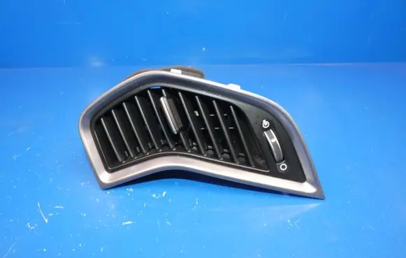 Hyundai Santa Fe Dashboard side air vent grill/cover trim