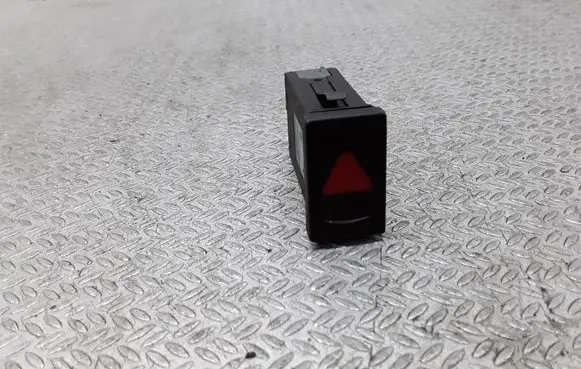 Volkswagen PASSAT B5 Hazard light switch 3B0953235B
